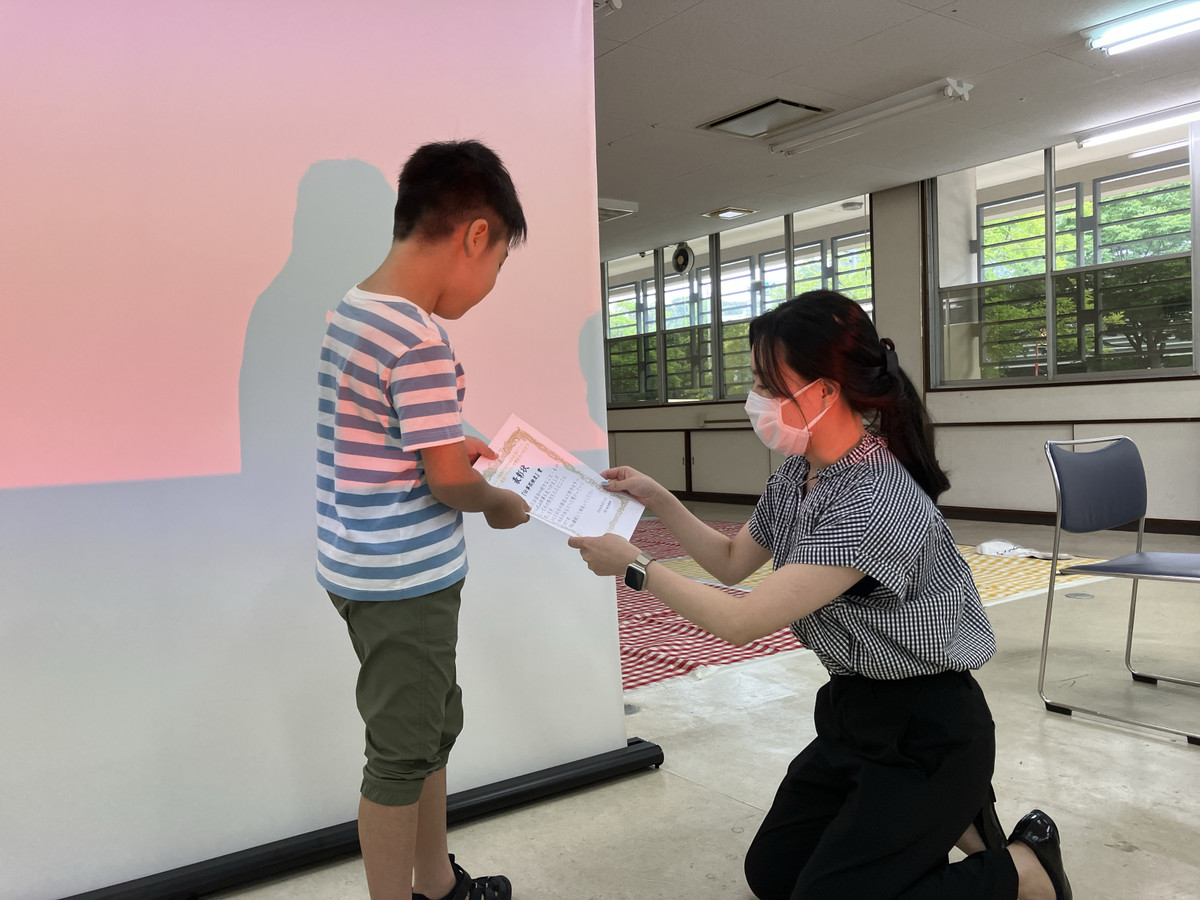 UR都市機構が開催する夏休みの子どもの居場所『DANCHIつながる―む～夏休みは団地で楽しもう！～』でのキャリアワークショップ